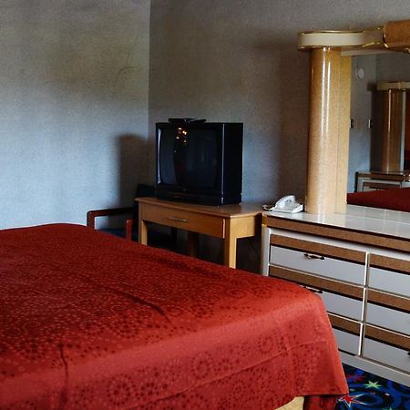 Royale Inn Kansas City Kültér fotó