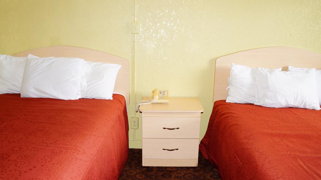 Royale Inn Kansas City Kültér fotó