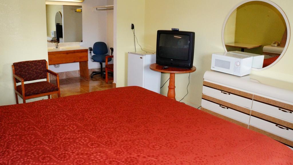 Royale Inn Kansas City Kültér fotó